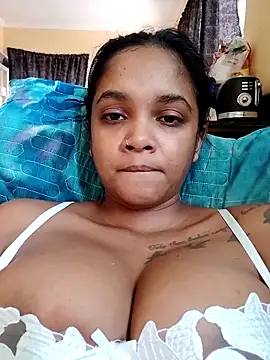 Indianqueen03 online show from November 18, 2025, 7:57 am