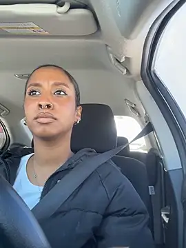 Your Paris online show from March 14, 2025, 7:12 pm