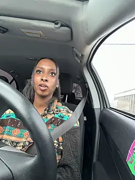 Your Paris online show from April 4, 2026, 8:39 pm