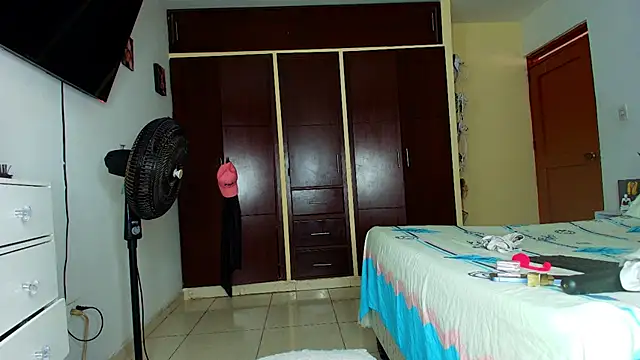 brithanybrown online show from November 30, 2025, 3:05 pm