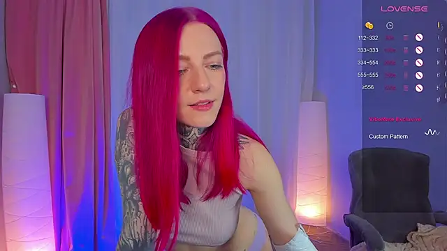 Snapshot of Roxy_____ chatting on January 10, 2025, 11:39 pm Roxy online show from January 10, 2025, 11:39 pm