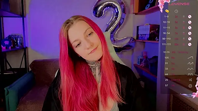 Snapshot of Roxy_____ chatting on October 23, 2025, 9:13 pm Roxy online show from October 23, 2025, 9:13 pm