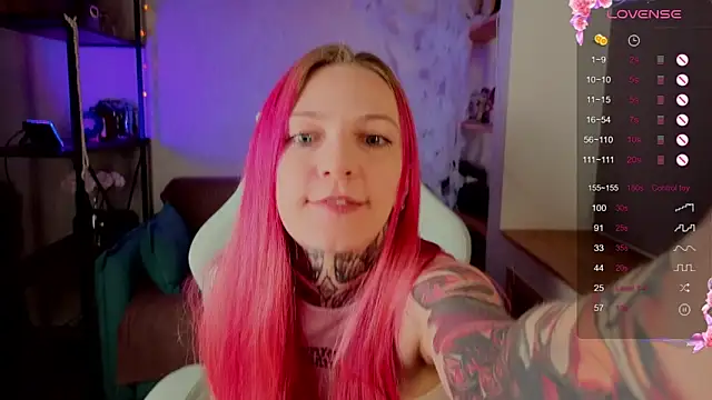 Snapshot of Roxy_____ chatting on November 1, 2025, 9:28 pm Roxy online show from November 1, 2025, 9:28 pm