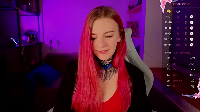 Snapshot of Roxy_____ chatting on November 28, 2025, 6:16 am Roxy online show from November 28, 2025, 6:16 am