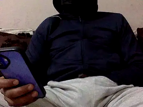 yadavindra85 online show from February 2, 2026, 4:49 pm