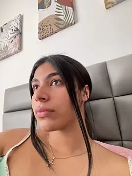 IsabelleFoxx  online show from February 21, 2026, 5:03 pm