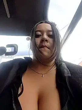 Cristal  04 online show from December 18, 2025, 6:58 pm