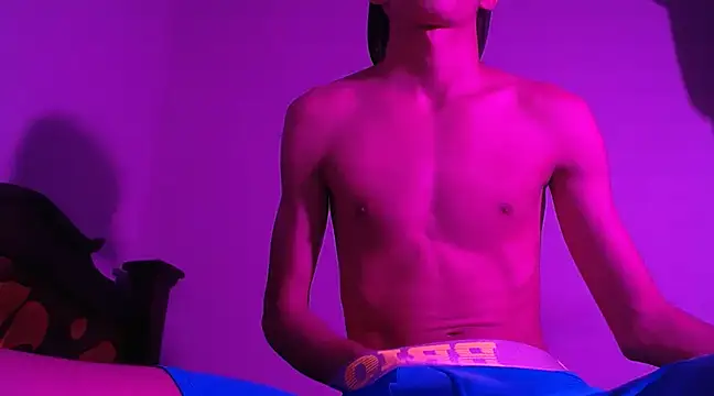 isaaclatino online show from December 7, 2024, 7:49 am