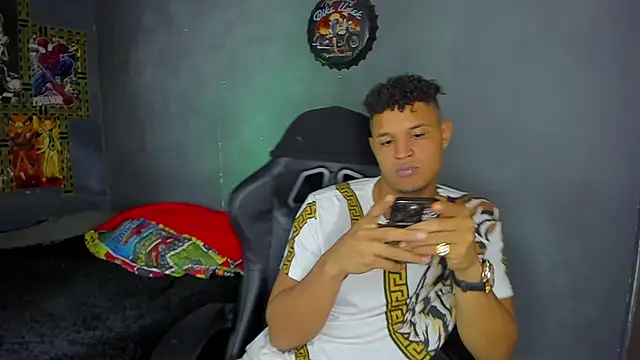 Snapshot of jlca_black_x chatting on February 20, 2025, 10:26 pm jlca black x online show from February 20, 2025, 10:26 pm