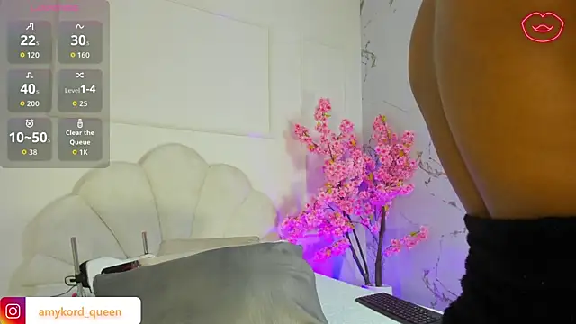 Snapshot of Amykord chatting on September 19, 2025, 11:55 am Amykord online show from September 19, 2025, 11:55 am
