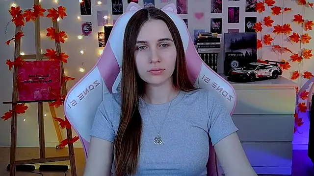 AliceCharmy online show from November 10, 2025, 6:34 am