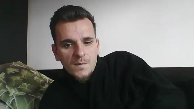 Huge cock22cm online show from February 17, 2025, 11:44 am