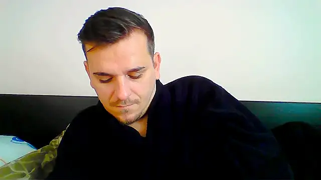 Huge cock22cm online show from December 16, 2025, 8:19 am