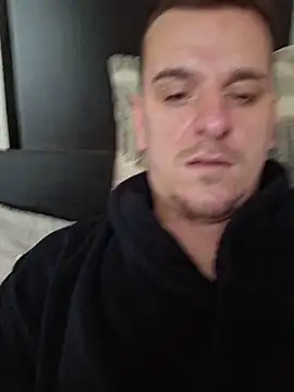 Huge cock22cm online show from February 17, 2026, 9:50 am