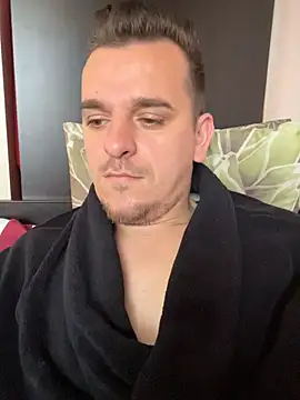 Huge cock22cm online show from May 25, 2026, 7:03 am