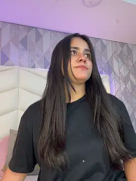 Brenda Garcia online show from March 17, 2025, 9:13 pm