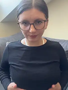 Sugar Cube 69 online show from April 22, 2026, 12:28 pm