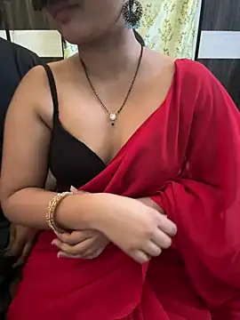 Snapshot of Magical-Couple-telugu chatting on January 19, 2025, 11:23 am Magical-Couple-telugu online show from January 19, 2025, 11:23 am