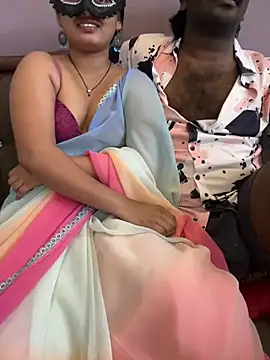 Snapshot of Magical-Couple-telugu chatting on February 28, 2025, 6:09 pm Magical-Couple-telugu online show from February 28, 2025, 6:09 pm