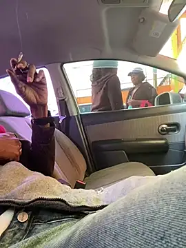 Snapshot of NillaMontana chatting on January 4, 2025, 6:51 pm NillaMontana online show from January 4, 2025, 6:51 pm