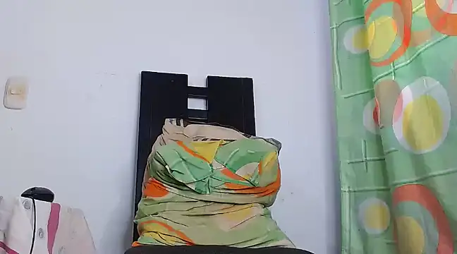 Snapshot of DanteSantoro chatting on March 10, 2025, 2:37 pm DanteSantoro online show from March 10, 2025, 2:37 pm