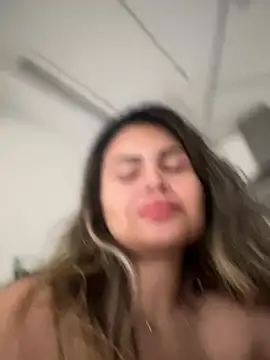 Snapshot of melanny10 chatting on December 8, 2024, 11:46 am melanny10 online show from December 8, 2024, 11:46 am