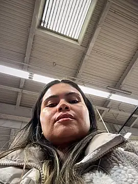 Snapshot of melanny10 chatting on January 14, 2026, 11:16 am melanny10 online show from January 14, 2026, 11:16 am