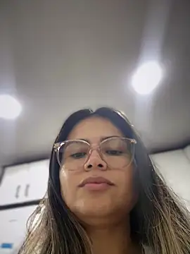 melanny10 online show from February 1, 2026, 7:18 am