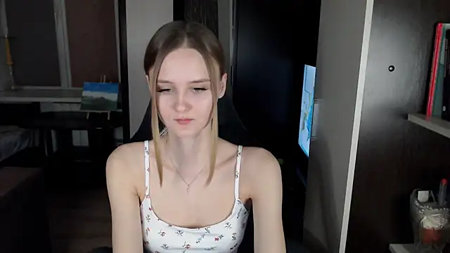 Snapshot of _Sansa_stark_ chatting on February 17, 2025, 2:37 pm  Sansa stark  online show from February 17, 2025, 2:37 pm