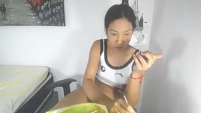 KamileLatinasexy online show from February 27, 2026, 4:01 am