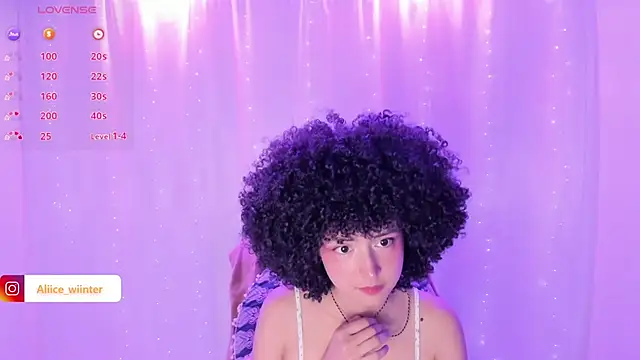 Alice winter  online show from February 24, 2025, 9:09 pm