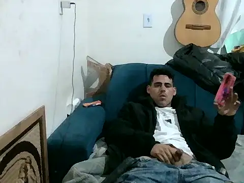 Snapshot of MARZHET1 chatting on September 20, 2025, 11:50 pm MARZHET1 online show from September 20, 2025, 11:50 pm