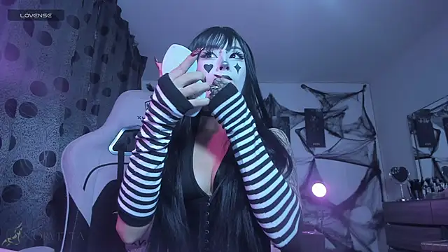 Snapshot of satanbabee chatting on October 22, 2025, 10:42 pm satanbabee online show from October 22, 2025, 10:42 pm