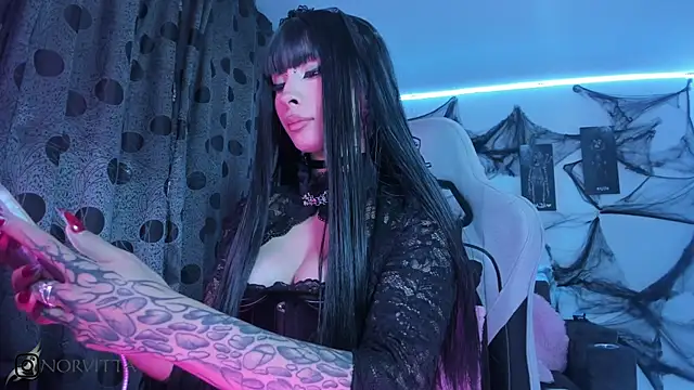 Snapshot of satanbabee chatting on October 29, 2025, 10:55 pm satanbabee online show from October 29, 2025, 10:55 pm