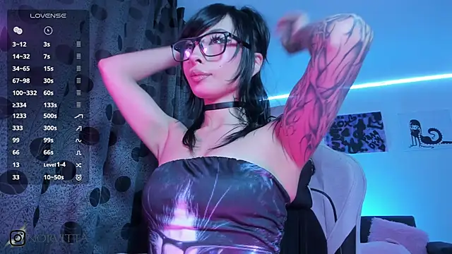 Snapshot of satanbabee chatting on November 26, 2025, 1:17 am satanbabee online show from November 26, 2025, 1:17 am