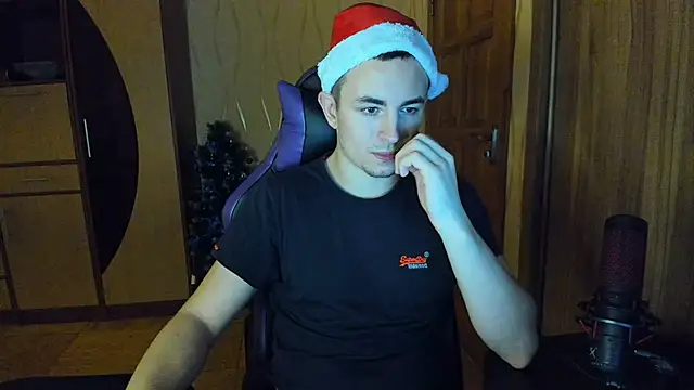 bigmark033 online show from December 23, 2024, 4:50 pm