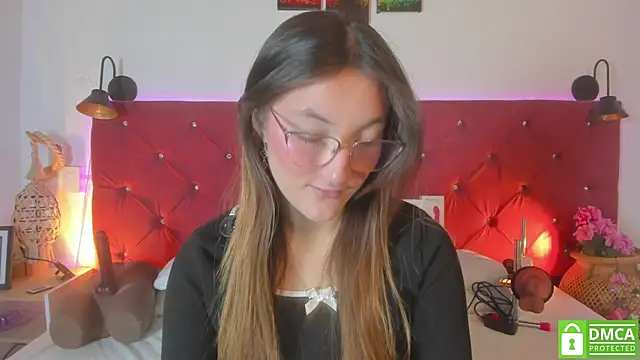 Snapshot of Ruth_harvey_ chatting on March 23, 2026, 1:04 pm Ruth harvey online show from March 23, 2026, 1:04 pm