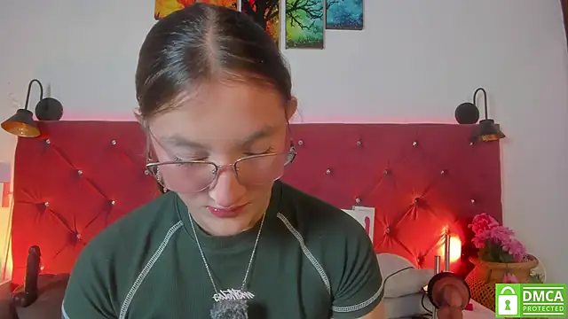 Snapshot of Ruth_harvey_ chatting on March 31, 2026, 1:33 pm Ruth harvey online show from March 31, 2026, 1:33 pm