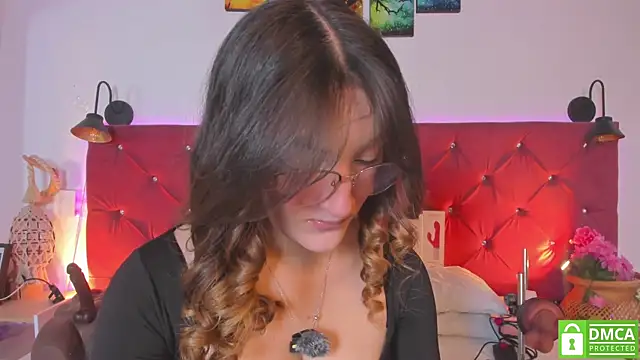 Snapshot of Ruth_harvey_ chatting on April 7, 2026, 1:33 pm Ruth harvey online show from April 7, 2026, 1:33 pm