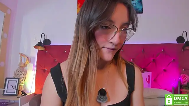 Snapshot of Ruth_harvey_ chatting on April 13, 2026, 2:11 pm Ruth harvey online show from April 13, 2026, 2:11 pm