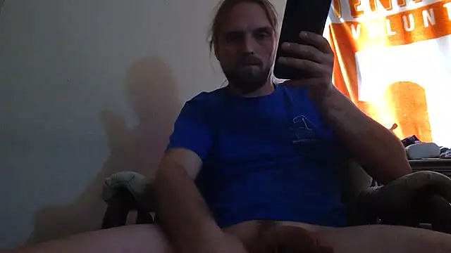 Snapshot of VitaminmanFL chatting on February 7, 2025, 7:49 pm VitaminmanFL online show from February 7, 2025, 7:49 pm