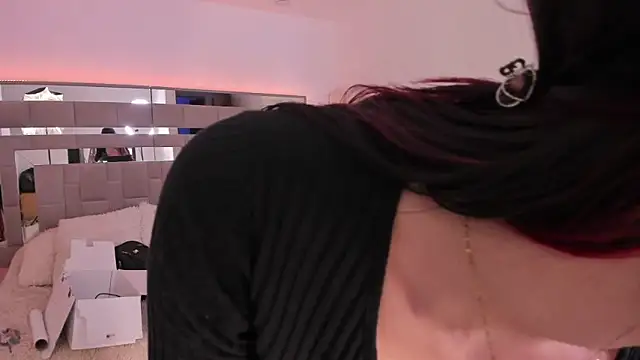 Snapshot of Nicolle_foxy chatting on February 5, 2025, 7:20 pm Nicolle foxy online show from February 5, 2025, 7:20 pm
