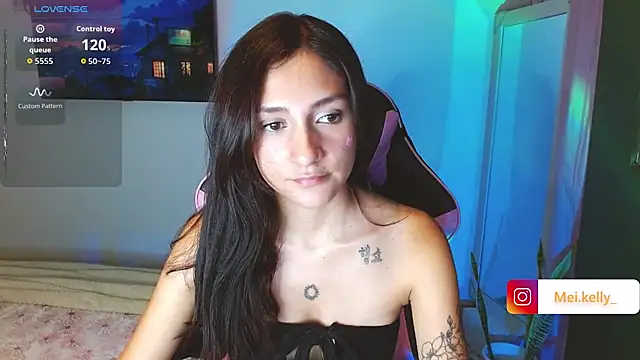 Snapshot of Mei_Kelly chatting on October 4, 2025, 2:09 am Mei Kelly online show from October 4, 2025, 2:09 am