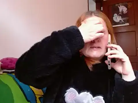 ViioletaMora online show from November 13, 2025, 5:34 pm