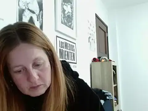 ViioletaMora online show from April 15, 2026, 7:15 am