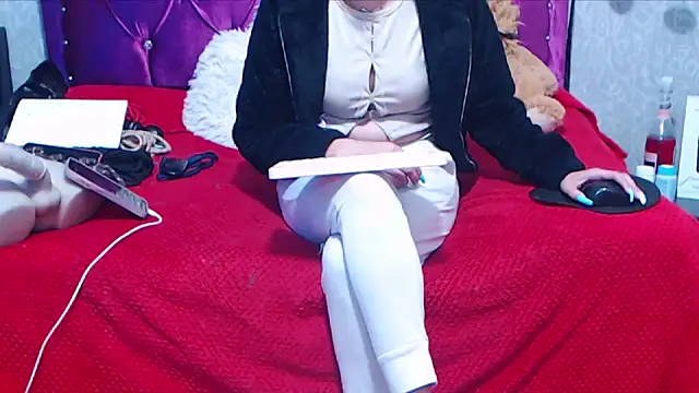 AyshaScott online show from March 8, 2026, 1:04 pm