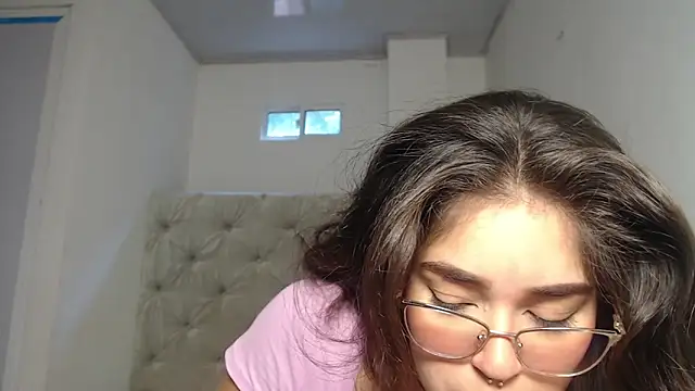 Melody phillips2 online show from October 16, 2025, 3:35 pm