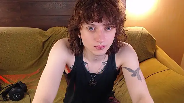 axxxturel online show from February 20, 2026, 8:09 pm