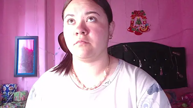 NikkiRous  online show from December 16, 2025, 1:16 pm