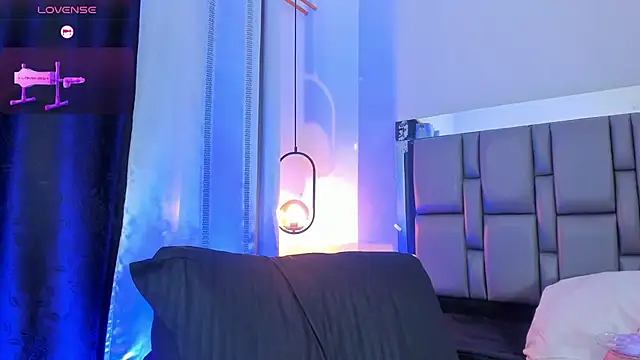 Emily Gil1 online show from February 18, 2026, 4:25 pm